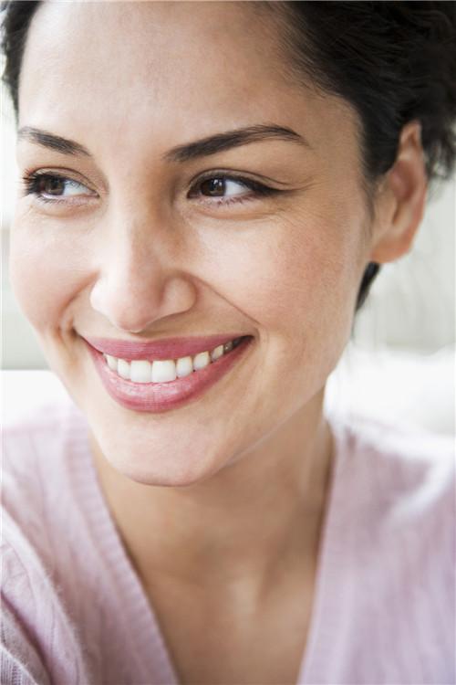 西青果的功效与作用，百合的功效与作用（辨清体质选择适合女性的下火凉茶）