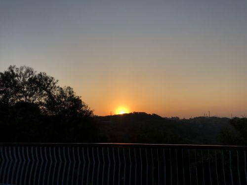 个性签名英文唯美简短，特别温柔治愈的个性签名（英文个性签名带翻译简短一句话）