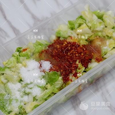 圆白菜怎么腌制好吃，大白菜怎么腌制好吃（在“家”打造ins风）