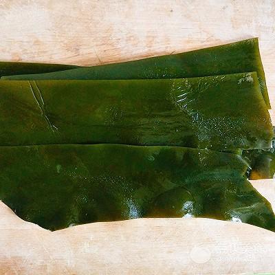 海带焯水多长时间，凉拌海带丝需要焯水吗（凉拌海带的做法）