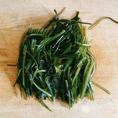 海带焯水多长时间，凉拌海带丝需要焯水吗（凉拌海带的做法）