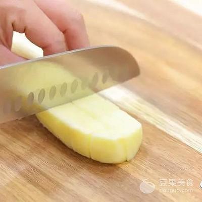 宝宝辅食土豆泥，幼儿宝宝辅食—土豆泥（浇汁土豆泥 宝宝辅食食谱）