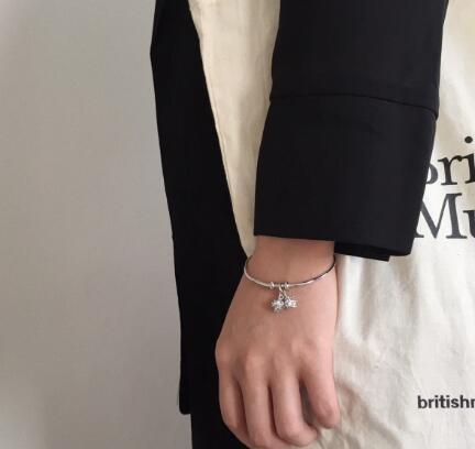 脚镯吧摘不下来，脚镯有什么含义（或许你可以试试这些方法）