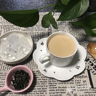 煮焦糖奶茶的正确方法，做焦糖奶茶要放水吗（焦糖奶茶的做法）