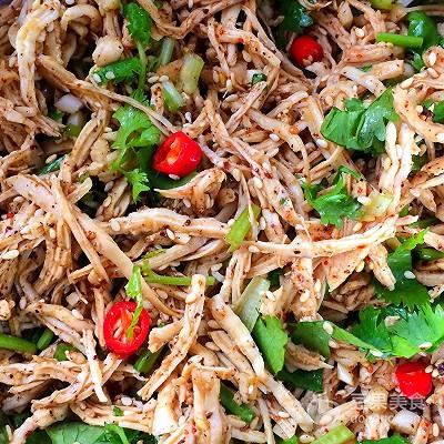 凉拌鸡丝的做法，凉拌鸡的制作方法和配料窍门（万用凉拌汁：凉拌鸡丝）