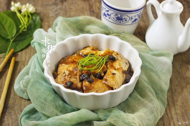 豆豉蒸鱼，豆豉蒸鱼酱油（快手菜，豉汁蒸鱼块）