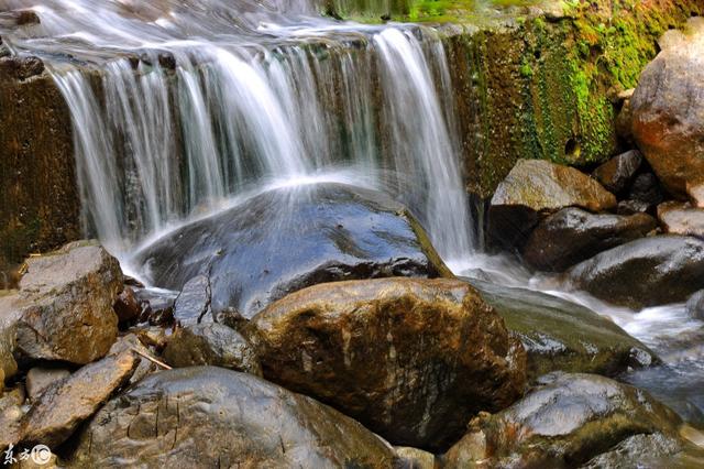 畲这个字念啥，畲这个字怎么读（中国畲族第一乡留影）