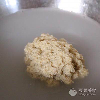 自制凉皮的做法，家庭自制凉皮做法（自制手工凉皮的做法）