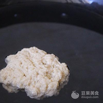 自制凉皮的做法，家庭自制凉皮做法（自制手工凉皮的做法）