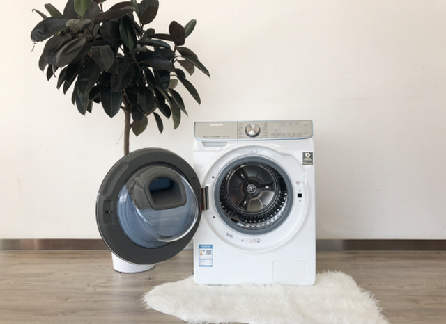 三星洗衣机功能图标，三星的洗衣机怎么样（三星新品智慕多维双驱洗衣机评测）