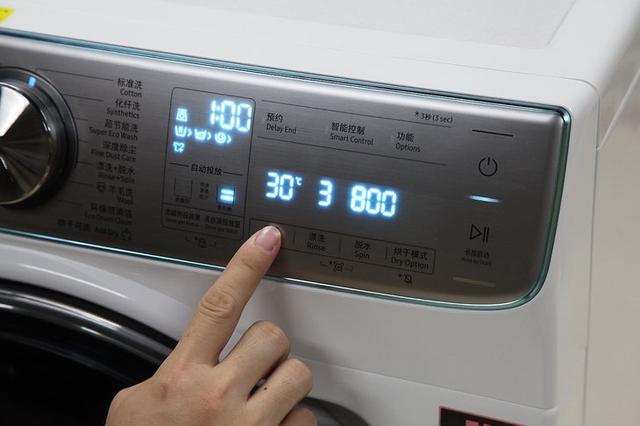 三星洗衣机功能图标，三星的洗衣机怎么样（三星新品智慕多维双驱洗衣机评测）
