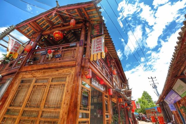 去丽江古城要多少钱，丽江旅游得多少费用（去丽江玩需要花多少钱）