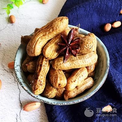 水煮花生米的正確做法,涼拌水煮花生米的正確做法(五香水煮花生的做法