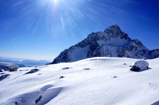 去丽江古城要多少钱，丽江旅游得多少费用（去丽江玩需要花多少钱）