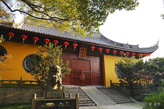 杭州西湖十景是哪十景，西湖十景是哪十景（领略杭州风光之精华）