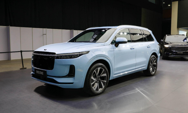 世界十大名车，世界十大名车车标（上半年被国人“爆买”的十大豪车）