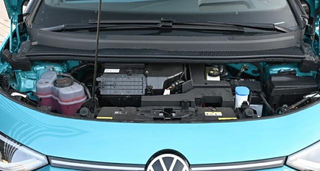 大众小型车女士，女士开的自动挡小型车都有什么（欧拉芭蕾猫与大众ID.3）