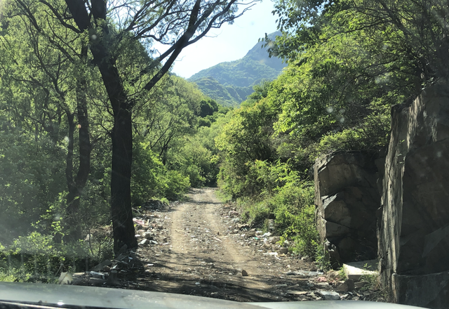 长城在北京哪个位置，长城在北京的位置（推荐一条不出京的越野线路）