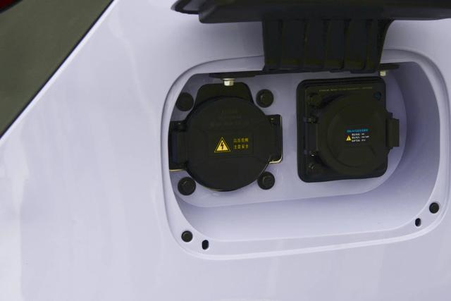 奇瑞小蚂蚁电动车价格，奇瑞纯电动汽车多少钱（2023款奇瑞小蚂蚁上市）