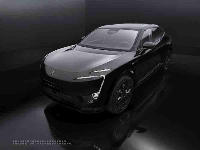 011是什么意思，绚丽多彩的意思（纪梵希总监告诉你什么是五彩斑斓的黑）