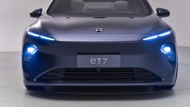 40万左右的车，适合女生开的40万左右的车（这些中大型轿车性价比出众）