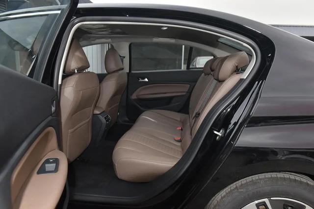 peugeot是什么车，peugeot是什么车301（十万级的精品合资家轿）