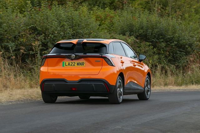 男人三大件指的什么，男生三大件是什么（五款国产纯电汽车“神仙打架”）