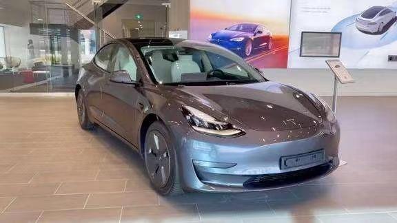 特斯拉model 3价格，详解2022款特斯拉Model 3