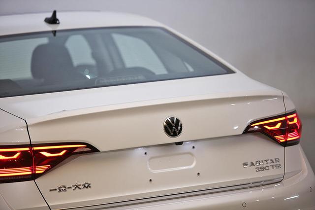 上海大众全部车型，上海大众有哪些车型（全系七款车型哪款更值）