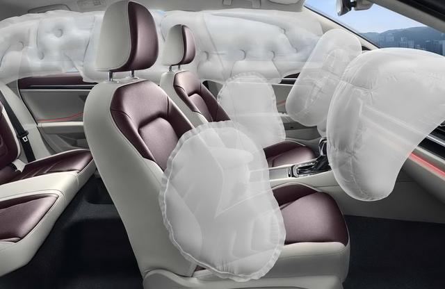 2020款速腾的中控USB接口在哪，2020款速腾的usb口在哪里（23款大众速腾配置解读）