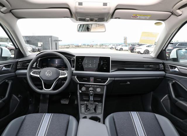 2020款速腾的中控USB接口在哪，2020款速腾的usb口在哪里（23款大众速腾配置解读）