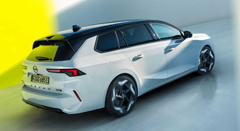 欧宝雅特敞篷跑车，60万以下轴距最长的4座硬顶敞篷车有哪些（欧宝雅特GSe两厢版/旅行版官图发布）