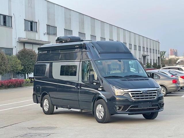 四季无常什么意思，四季无忧和四季沐歌太空能（奇瑞瑞弗R700商旅款房车）