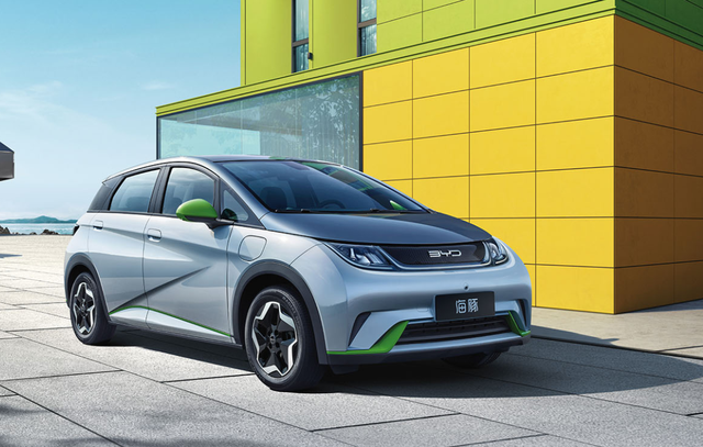 女士开什么车好，适合女士开的车有哪些（盘点适合女性的高颜值座驾）