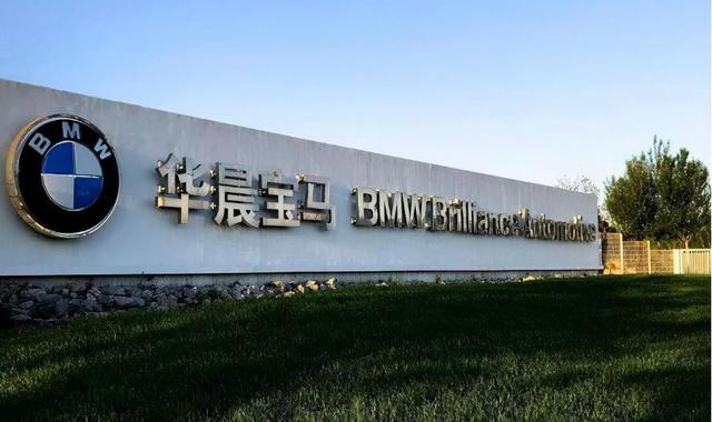 全球汽车品牌排行榜前十名，世界汽车排行榜前十名（2021年全球最挣钱的十大车企）