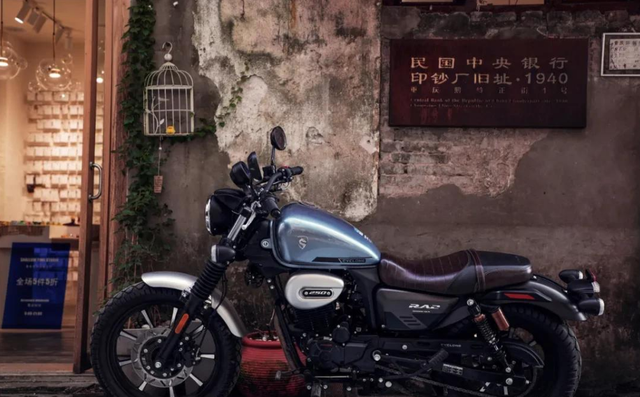 2万左右的摩托车，1万左右摩托车排行榜是什么（预算2万左右买摩托车）