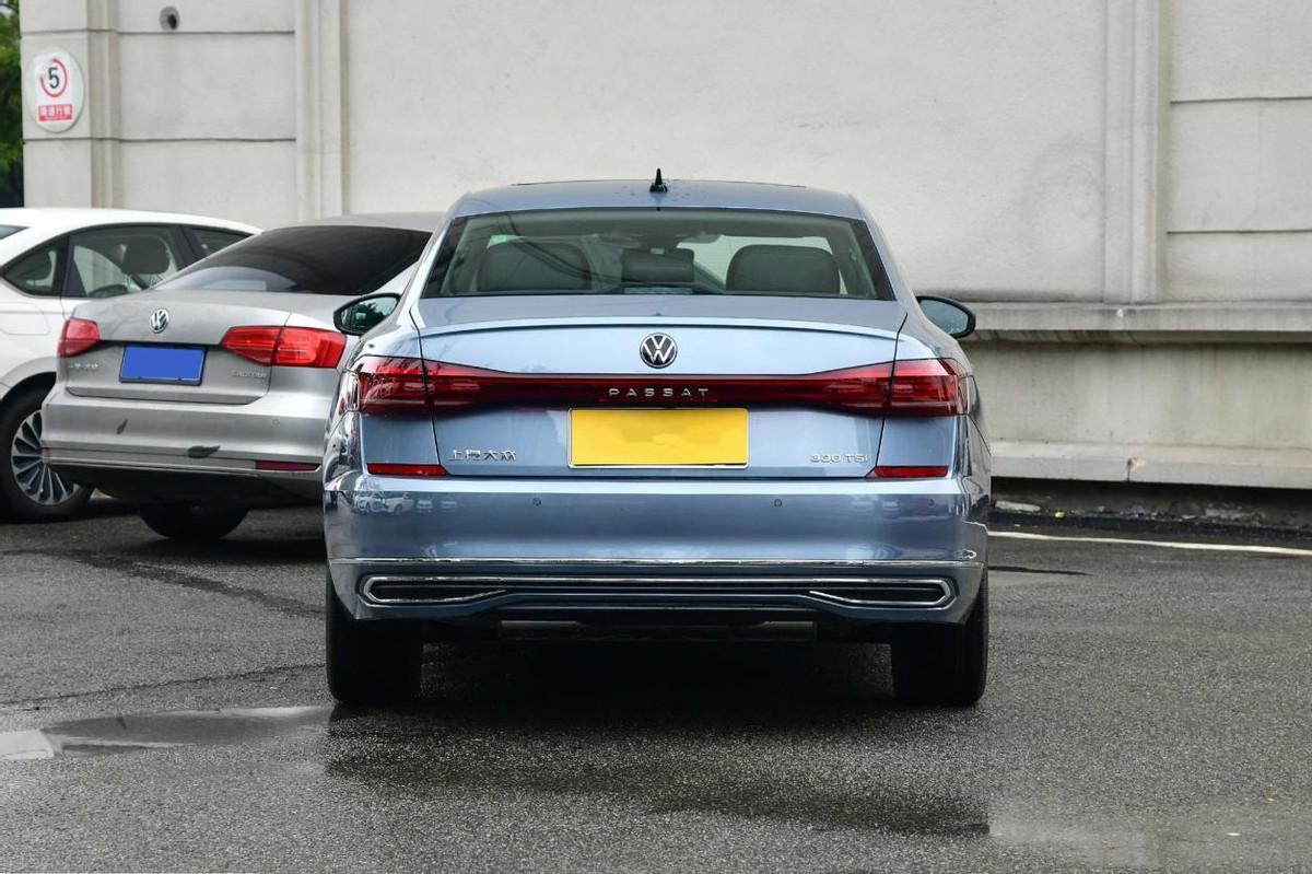 帕萨特2022款报价及图片(17w起售,详细解读新款帕萨特)