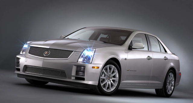 v8是什么车，路虎v8是什么车（这可能是市面上排量最大的轿车了）