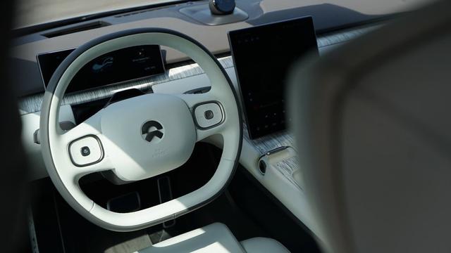 40万左右的车，适合女生开的40万左右的车（这些中大型轿车性价比出众）