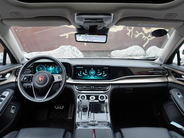 40万左右的车，适合女生开的40万左右的车（这些中大型轿车性价比出众）