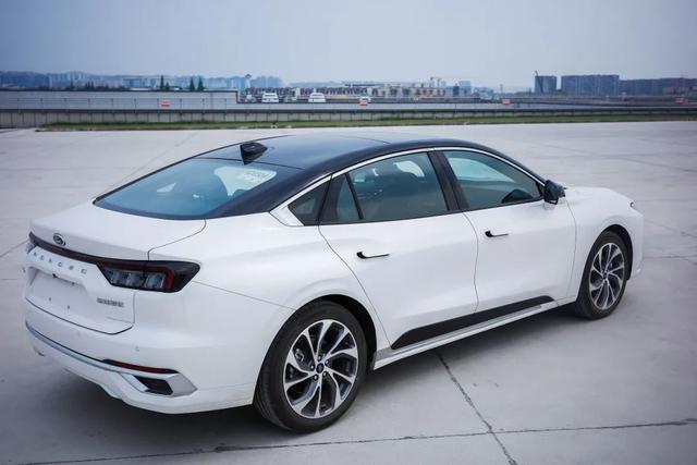 蒙迪欧mondeo，蒙迪欧提示音解决办法（全面评测福特全新蒙迪欧）