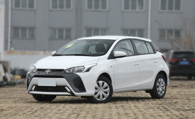 最省油的车排行榜第一名，十大最省油的车排行榜（4款30万级豪华轿车油耗排行）