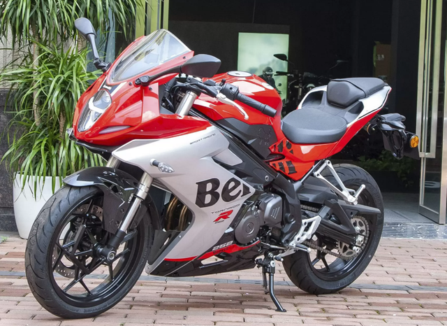 2万左右的摩托车，1万左右摩托车排行榜是什么（预算2万左右买摩托车）