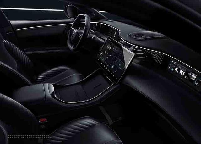 011是什么意思，绚丽多彩的意思（纪梵希总监告诉你什么是五彩斑斓的黑）