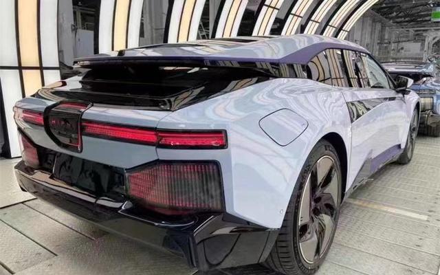 z字开头是什么车，Z字开头是什么车票（Z实车谍照曝光）