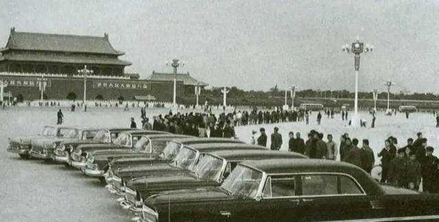 为什么大家都不选择红旗汽车,为什么国人不买红旗车(为何国人偏爱红旗) 为什么大家都不选择红旗汽车,为什么国人不买红旗车(为何国人偏爱红旗)