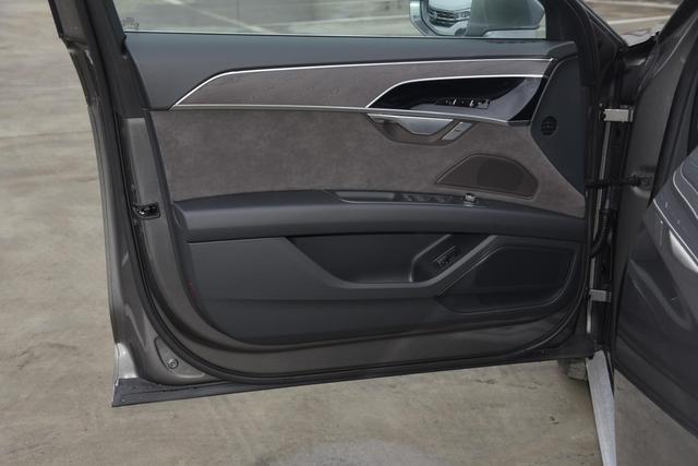 特斯拉开门方式，特斯拉车内开门键在哪（汽车电子门系统的不同操作方式真该学学）