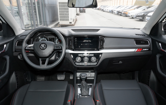 日产劲客和柯米克对比是什么，日产劲客和斯柯达柯米克质量哪个好（这8款“平民”SUV）