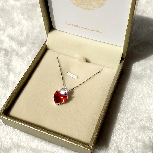 女人心里无法拒绝的7款礼物