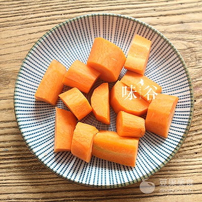 紅蘿卜排骨湯,紅蘿卜排骨湯的做法